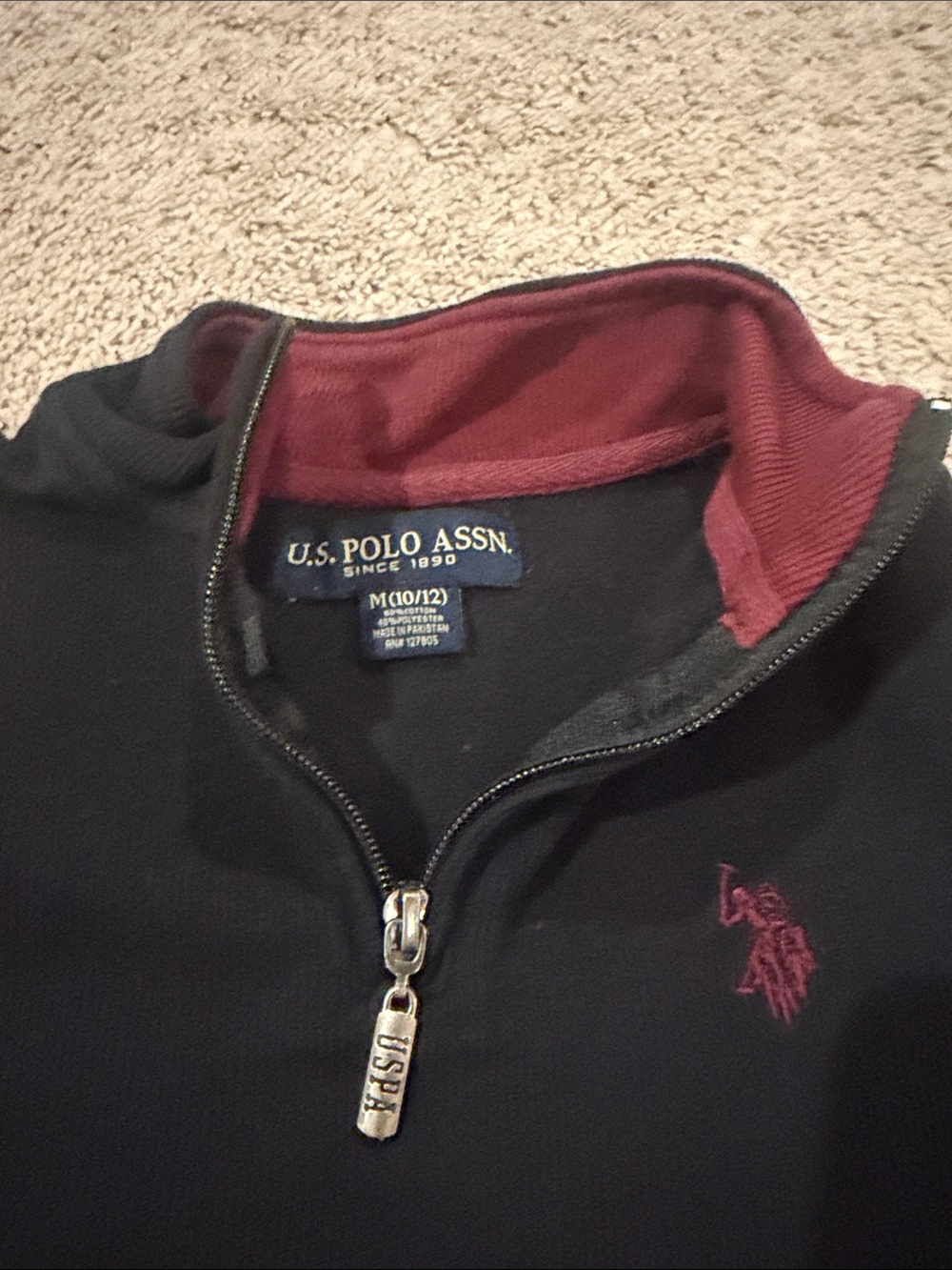 2 Sweaters - Picture 4 of 7